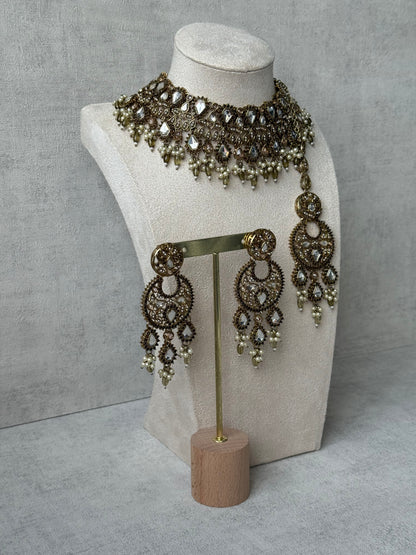 Ayura Designs Nimra Set with Earrings & Tikka – Mirror-Cut Polki, Olive Green Beads & Antique Gold Finish