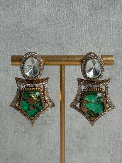 Ayura Designs Krupa Set – Necklace & Earrings with Green Stone featuring Natural Marbling, Mirror-Cut Kundan & Antique Gold Detailing