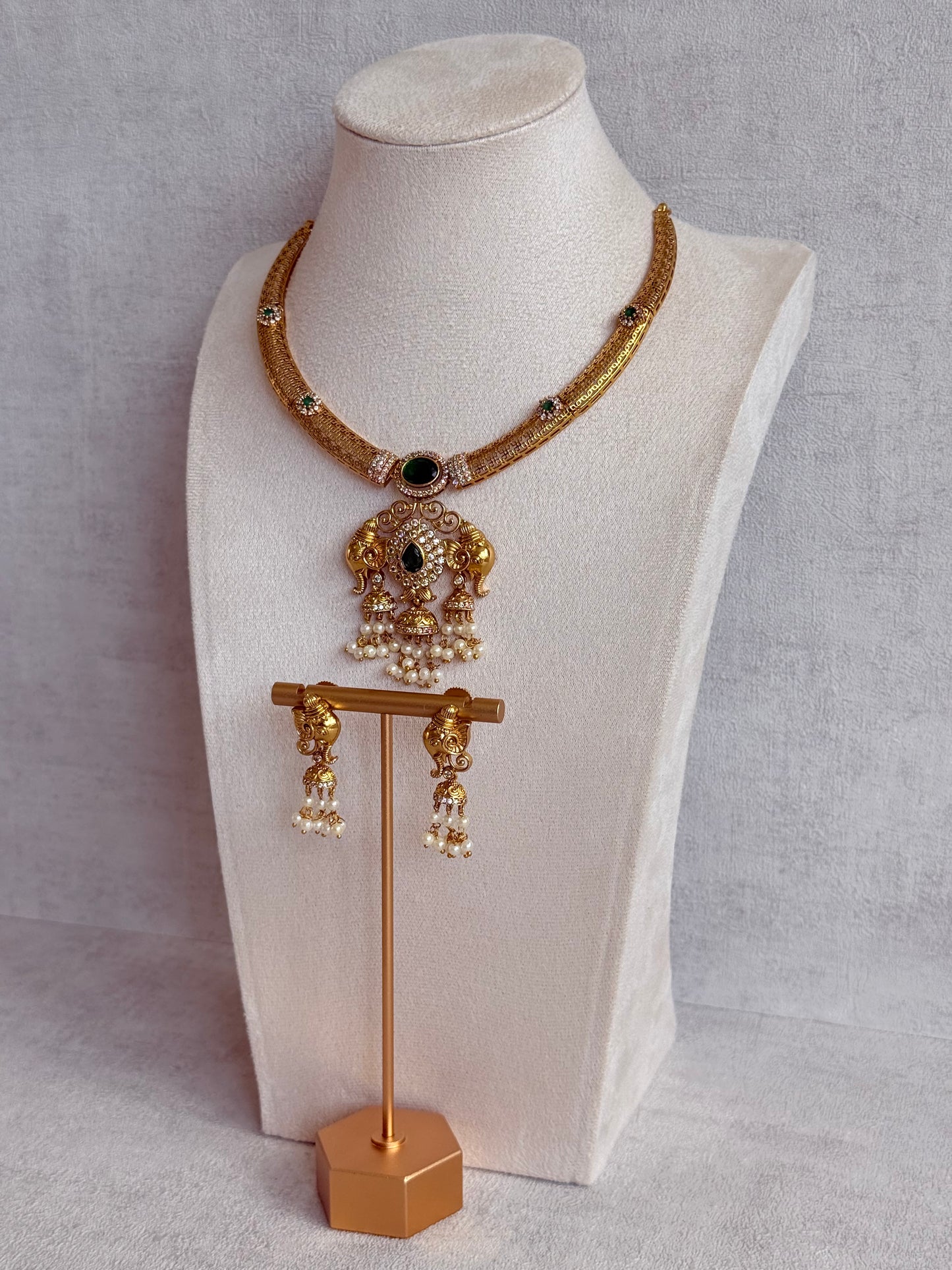 Ayura Designs Wadha Collar Necklace Set with Earrings – Gold Elephant Pendant & Emerald Green Stone Detailing