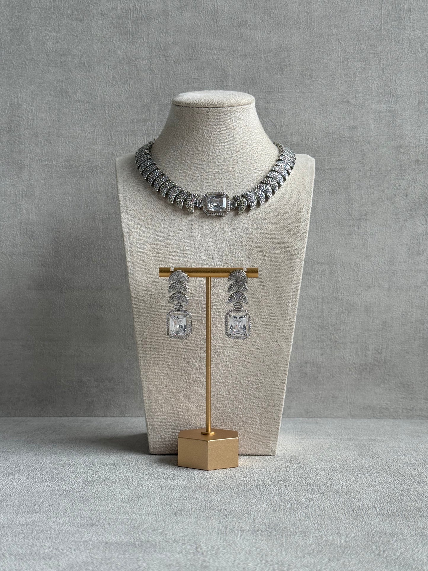 Ayura Designs Arabella Set – Silver Necklace & Earrings with Moissanite Stones
