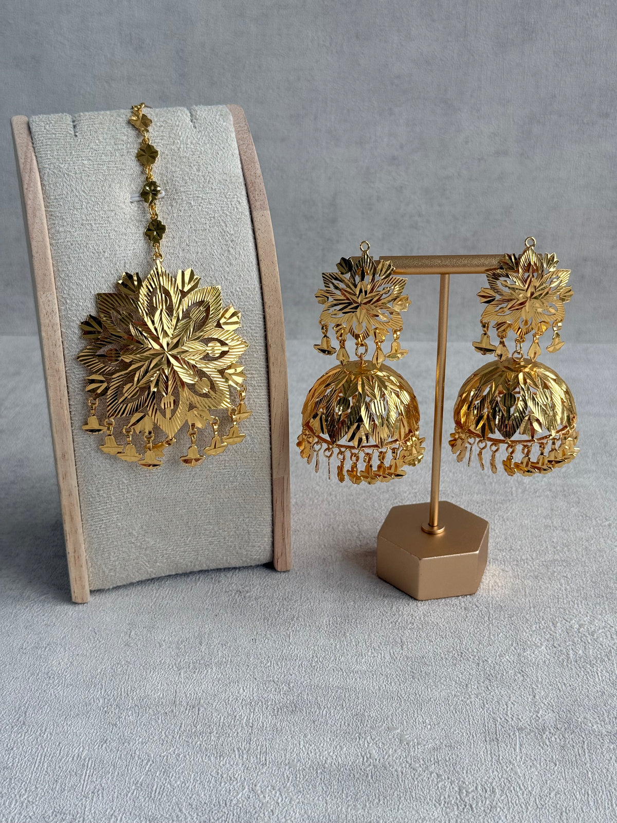 Ayura Designs Mutiyar Tikka Set with Jhumkis – Gold Floral Design with Pippal Patti Drops