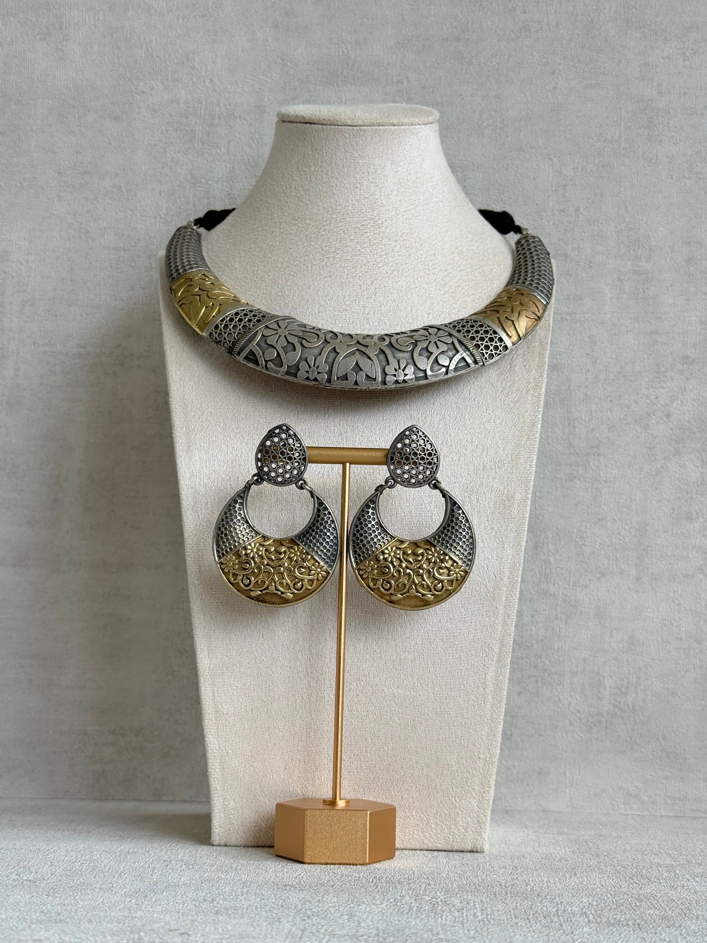 Ayura Designs Raahil Necklace Set with Earrings – Dual Tone Oxidised Statement Necklace with Floral Engraving & Cutwork Detailing