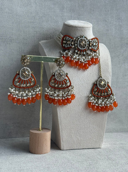 Ayura Designs Qudsia Set with Necklace, Earrings & Tikka – Burnt Orange Stones, Kundan Detailing & Antique Gold Finish