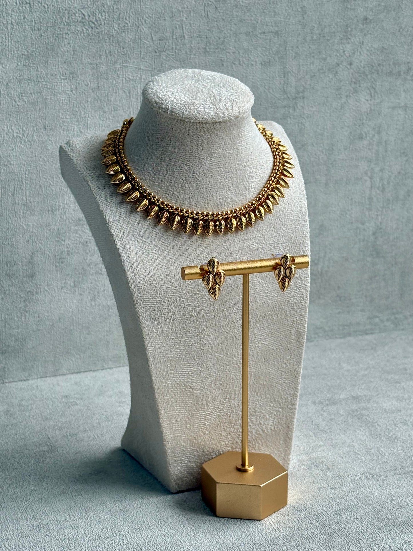 Ayura Designs Hiral Set – Necklace & Earrings with Antique Gold Leaf Motifs