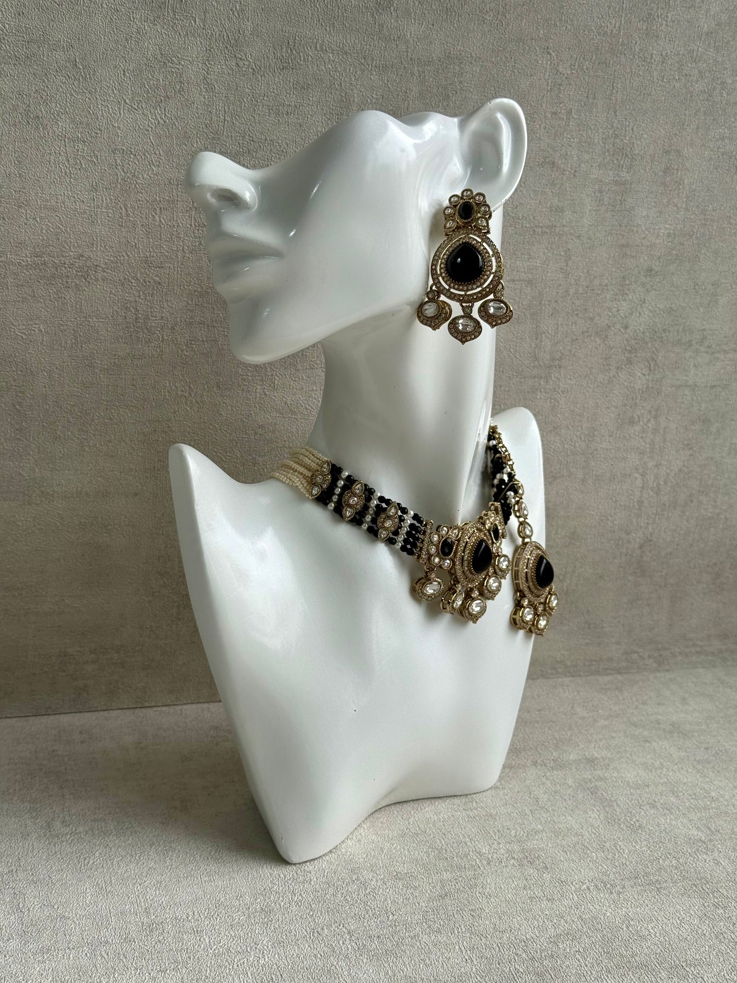 Ayura Designs Rahi Necklace Set with Earrings & Tikka – Black Stones with Mirror-Cut Detailing & Pearl Strands