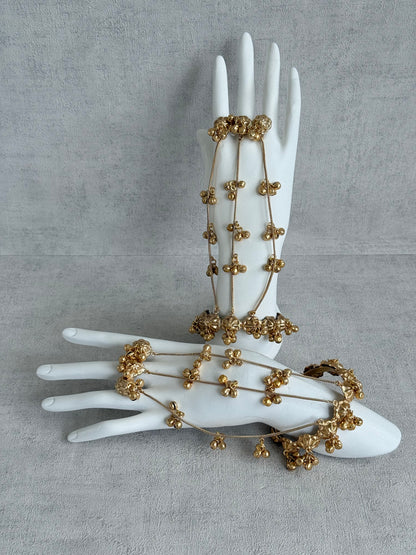 Ayura Designs Hejal Haathphool Set of 2 – Three Finger Style Hand Harness with Ghungroo Detailing & Gold Finish