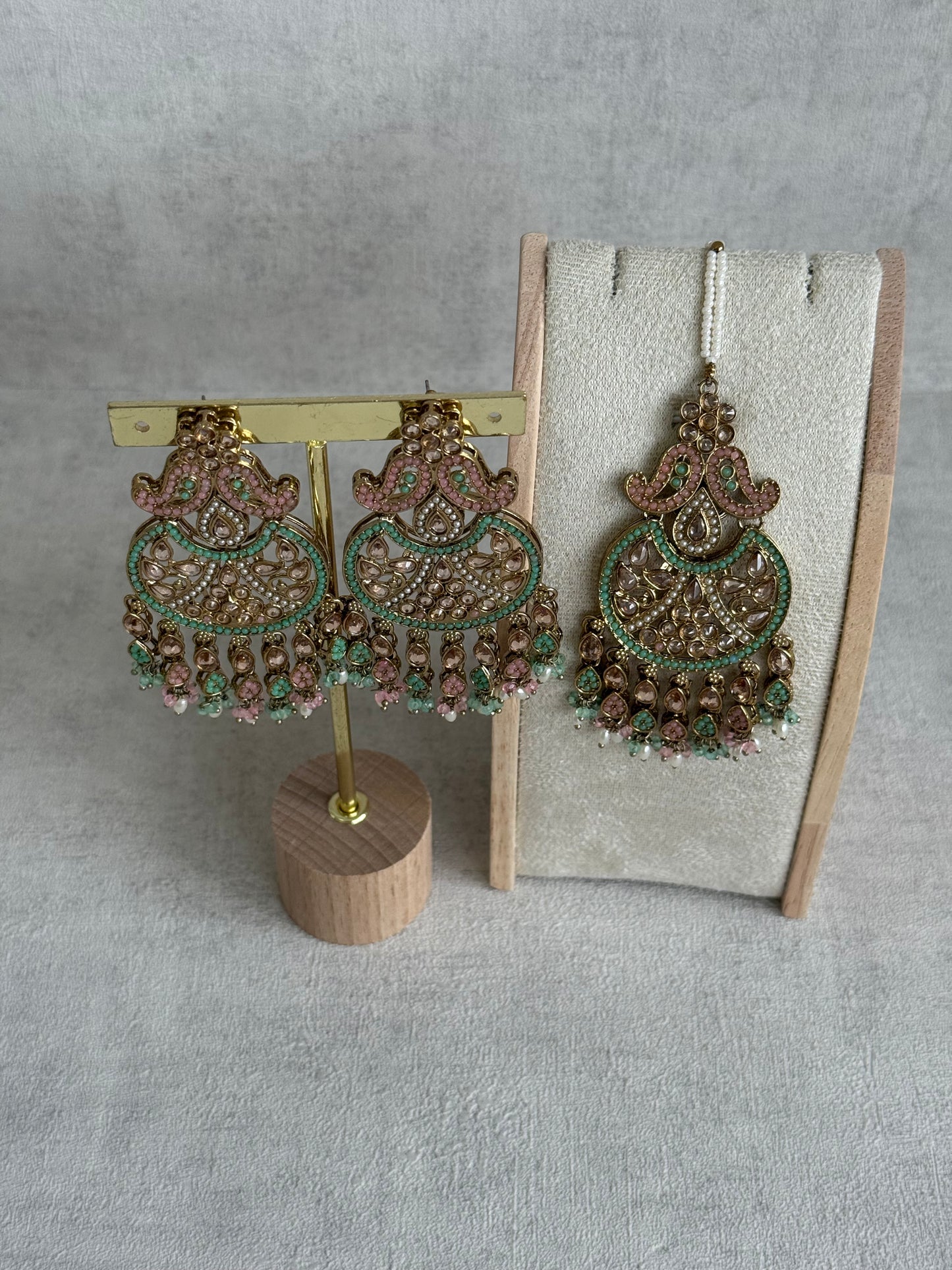 Ayura Designs Anvi Tikka Set with Earrings – Blush Pink & Mint Green with Champagne Stones & Pearl Drops