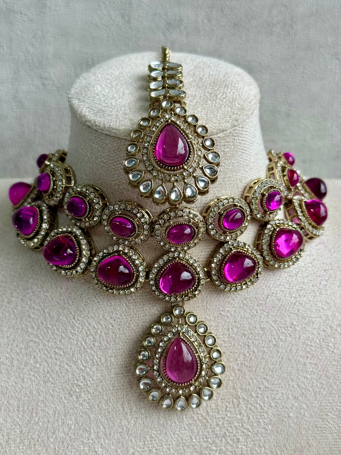 Ayura Designs Tamara Set with Necklace, Earrings & Tikka – Fuchsia Stones, Kundan Borders & Antique Gold Finish