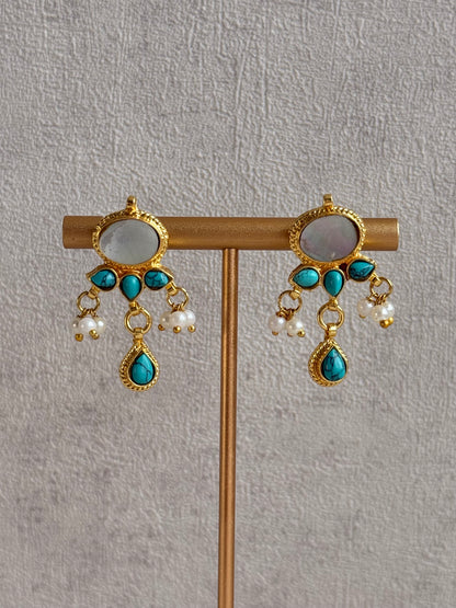 Ayura Designs Rehnuma Kundan Choker Set with Earrings & Turquoise Floral Detailing