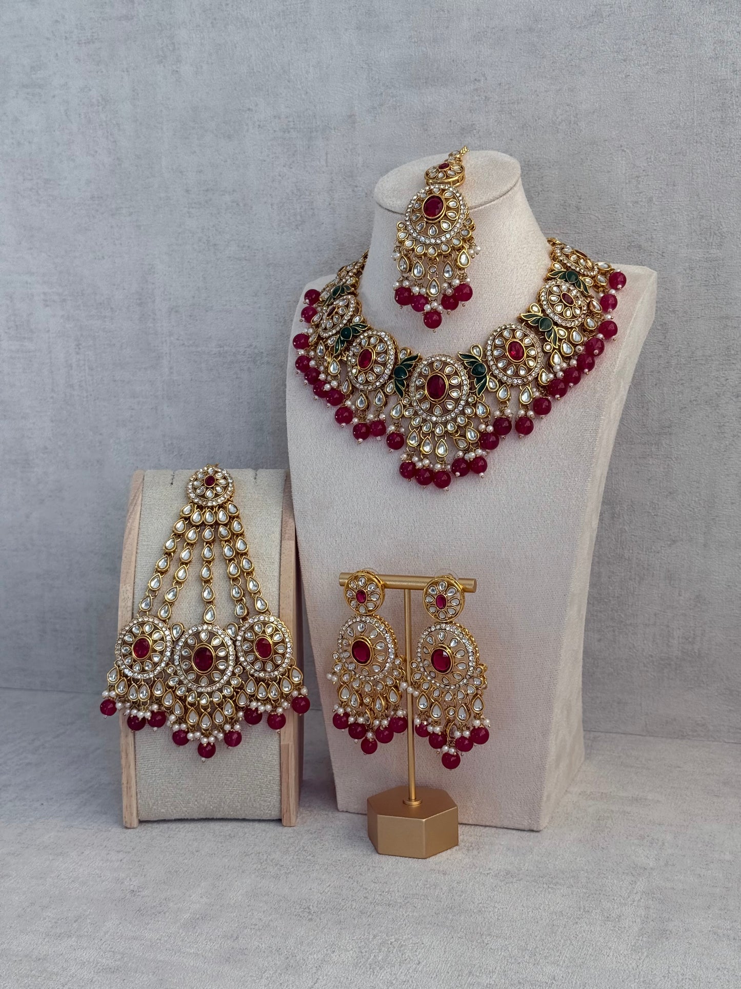 Ayura Designs Zara Set with Necklace, Earrings, Tikka & Passa – Antique Gold with Kundan Detailing & Rani Pink Beads