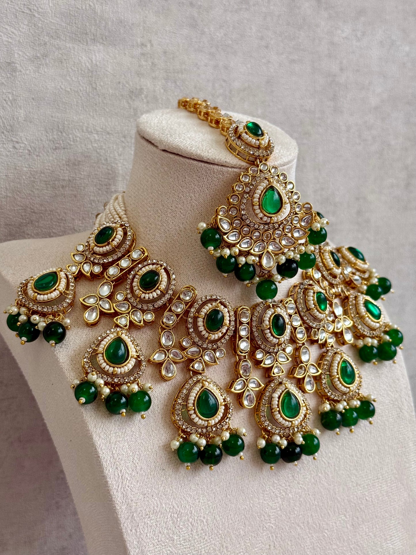 Ayura Designs Janvi Set with Necklace, Earrings & Tikka – Kundan Detailing, Emerald Green Beads & Pearls Drops