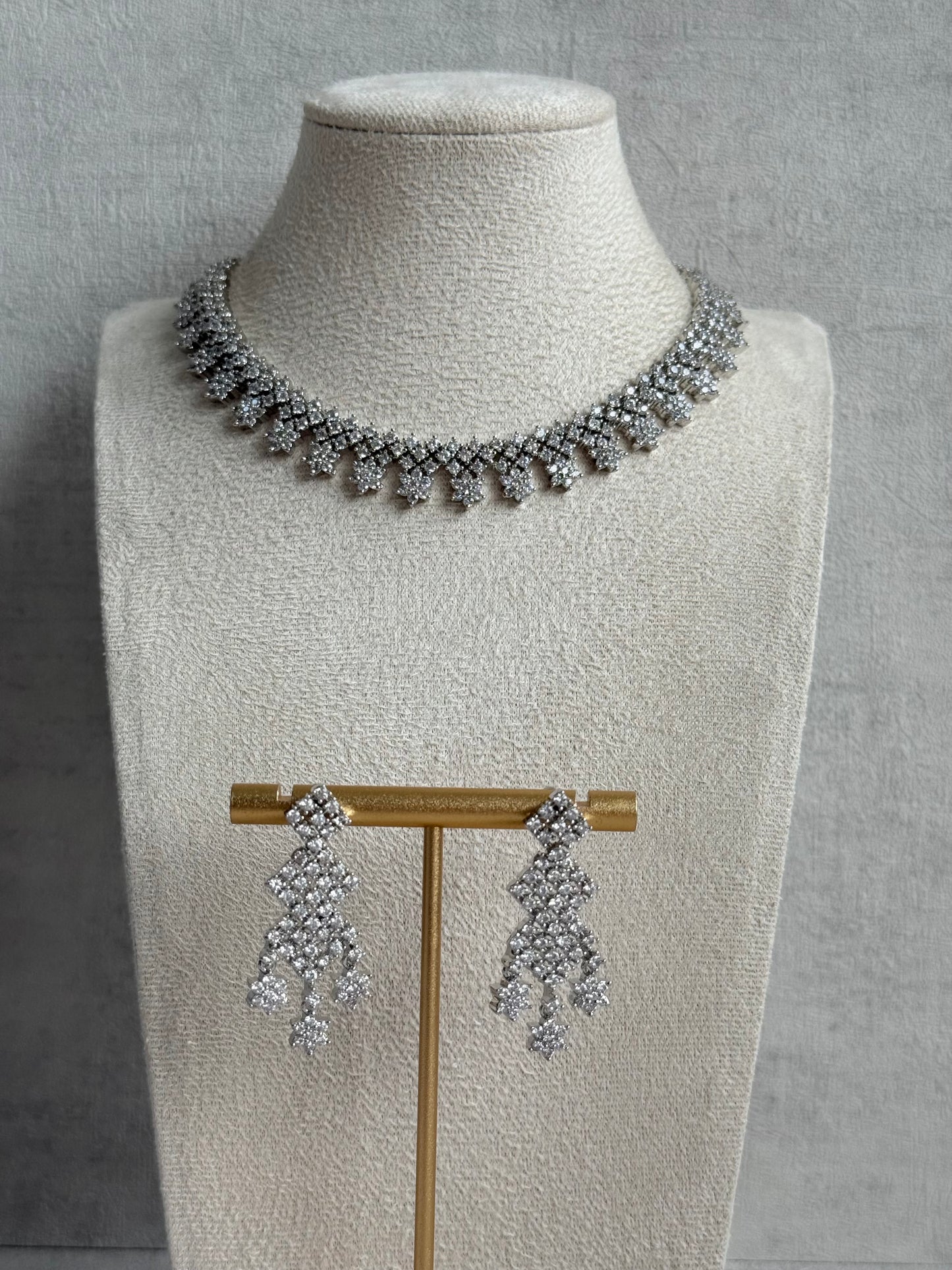 Ayura Designs Camille Set with Earrings – Diamond-Cut Crystal Necklace & Statement Drop Earrings