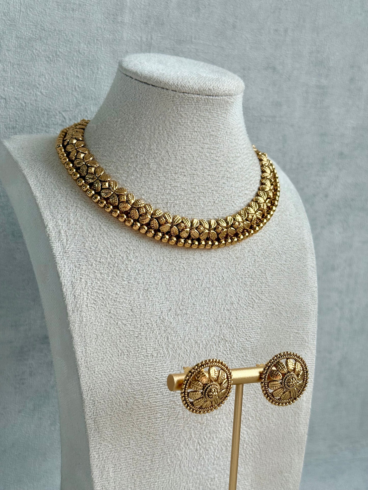 Ayura Designs Sathya Necklace Set with Stud Earrings – Antique Gold Temple Style with Textured Beadwork