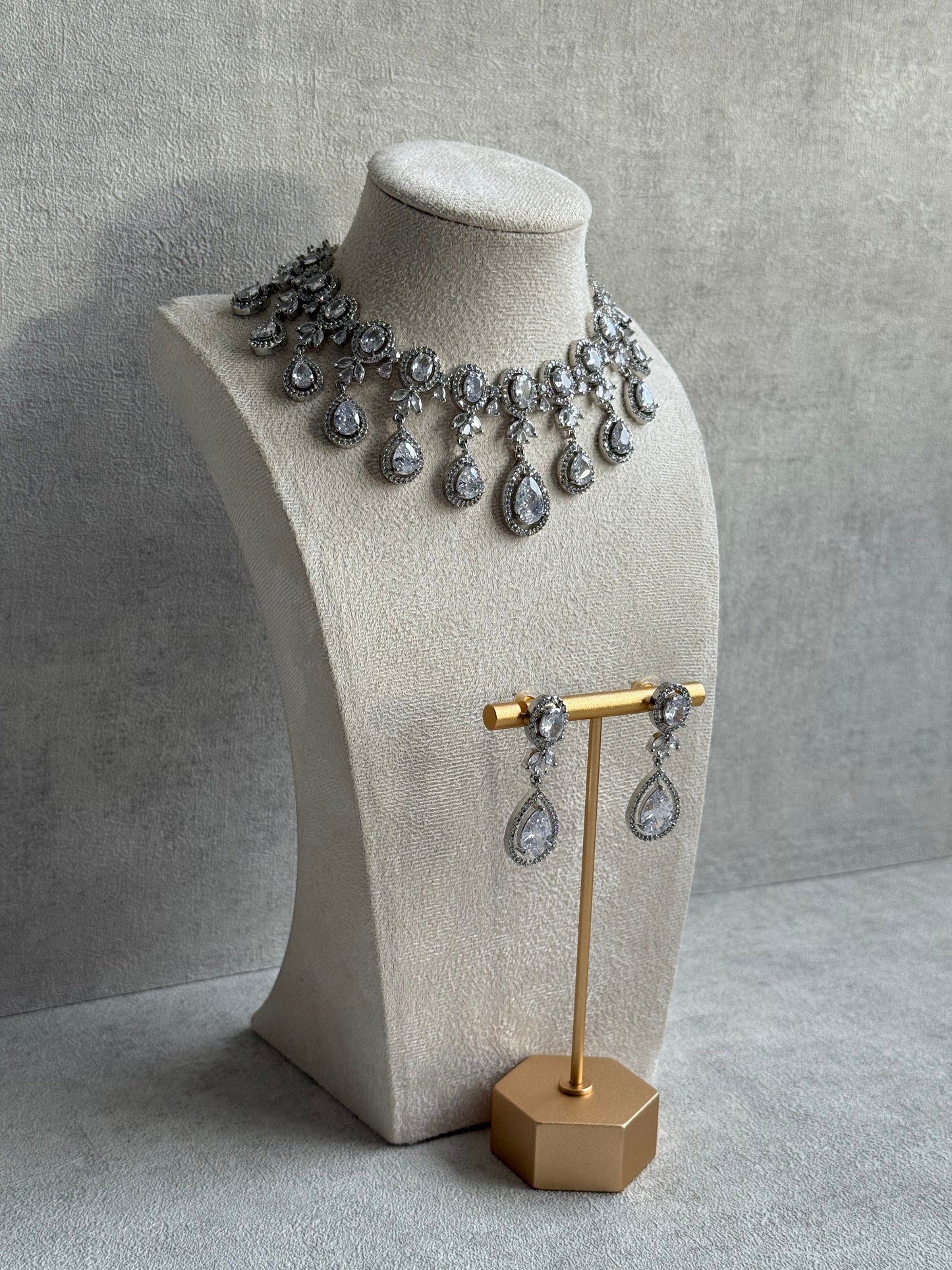 Ayura Designs Grace Set with Necklace & Earrings – Pear-Cut Moissanite Stones, Halo Detailing & Antique Silver Finish