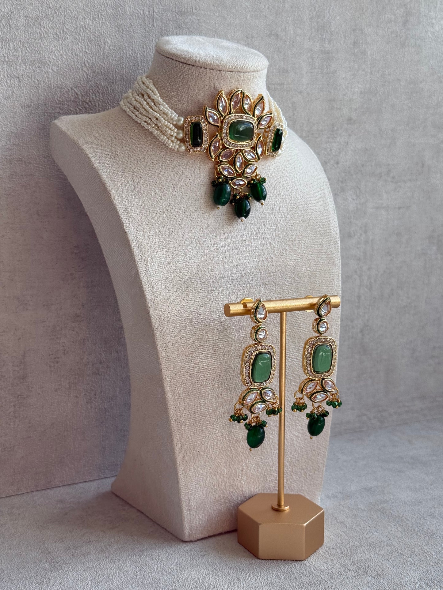 Ayura Designs Raaz Set with Necklace & Earrings – Emerald Green Stones, Kundan Detailing & Antique Gold Finish