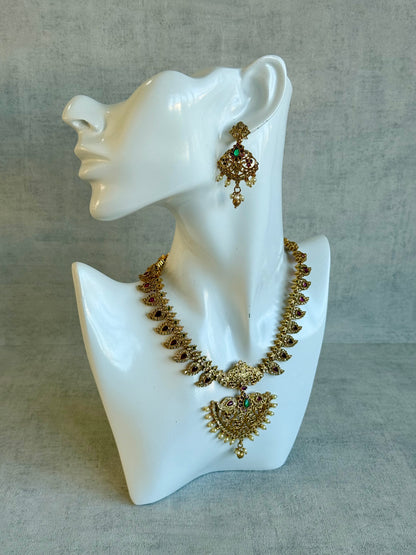 Ayura Designs Joya Set with Necklace, Earrings & Tikka – Kundan Detailing, Pink & Green Stones with Pearl Drops