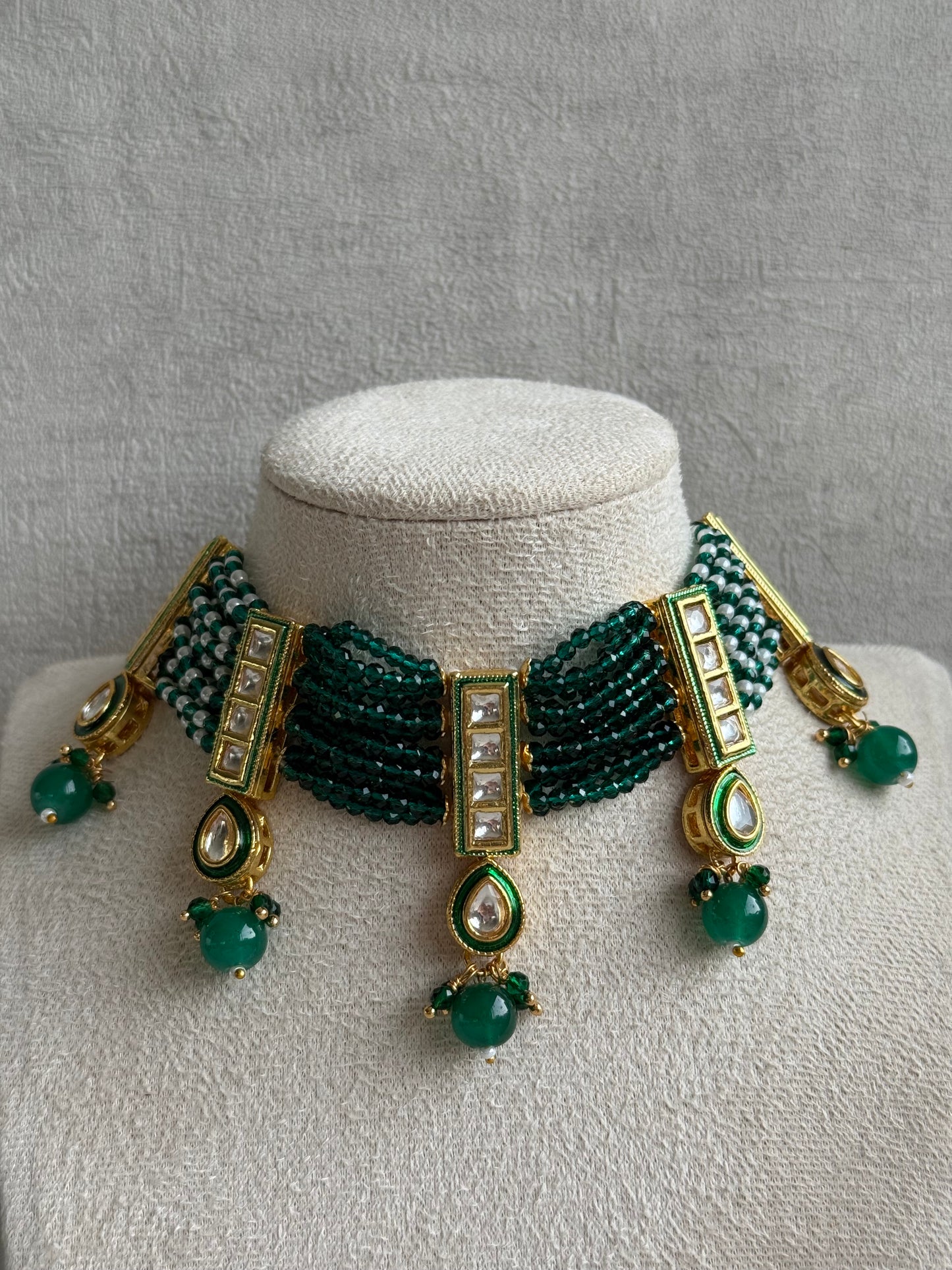 Ayura Designs Taanvi Choker Set – Emerald Green Beaded Choker & Earrings with Kundan Panels, Gold Finish & Drop Detailing