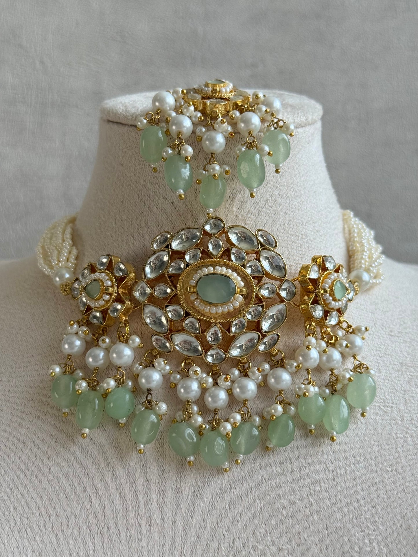 Ayura Designs Tasveer Pachi Kundan Choker Set with Earrings, Tikka & Mint Green Bead Detailing