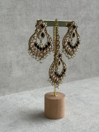 Ayura Designs Damini Tikka Set – Mirror-Cut Kundan Earrings & Tikka with Black Enamel and Pearl Detailing