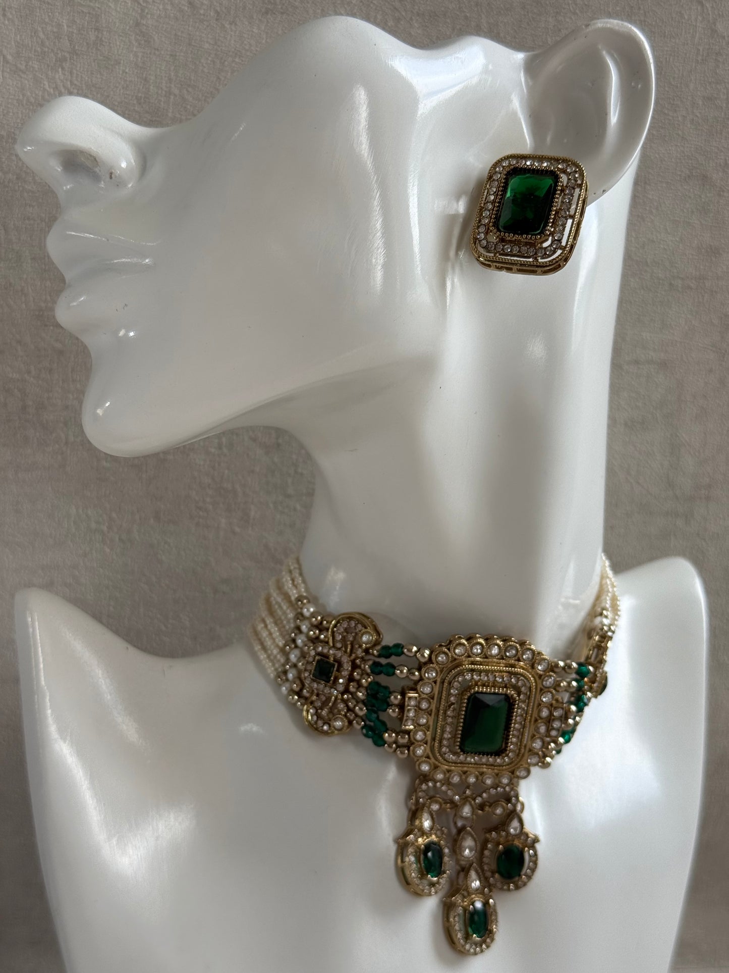 Ayura Designs Nabiha Choker Set with Studs – Emerald Green Stones, Pearl Detailing & Antique Gold Finish