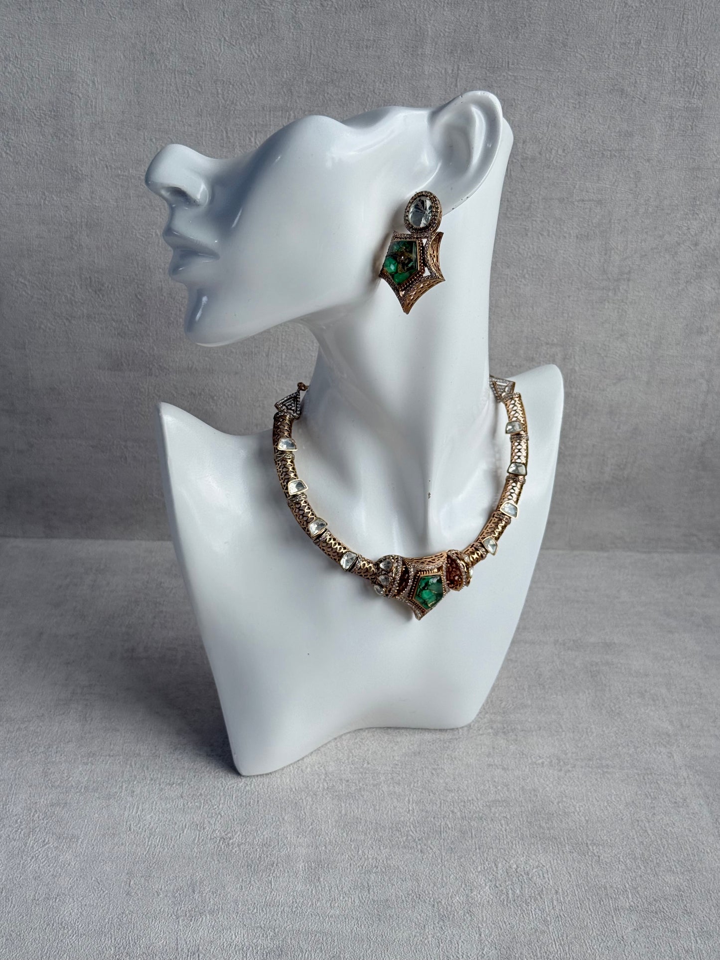 Ayura Designs Krupa Set – Necklace & Earrings with Green Stone featuring Natural Marbling, Mirror-Cut Kundan & Antique Gold Detailing