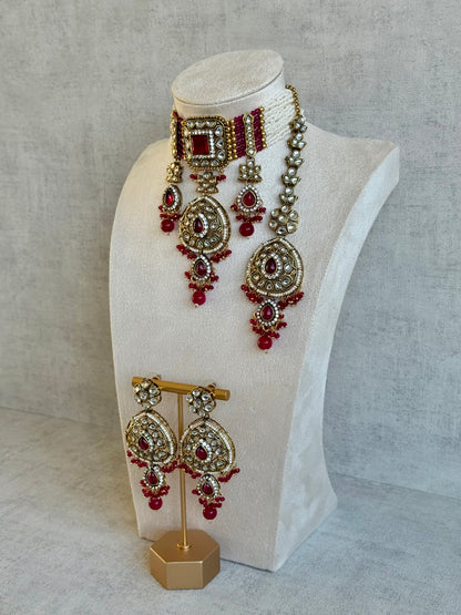 Ayura Designs Zarmeen Choker Set with Earrings & Tikka – Mirror-Cut Stones, Antique Gold Finish and Fuchsia Beads