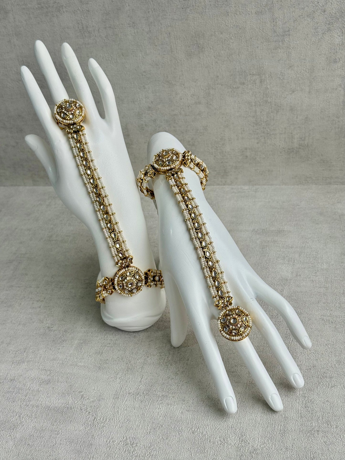Ayura Designs Mirana Haathphool – Kundan Hand Harness with Pearl Detailing in Antique Gold Finish