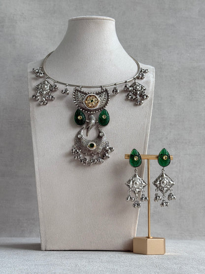 Ayura Designs Jiyana Collar Necklace Set – Emerald Green Carved Teardrop Stones & Oxidised Silver Finish