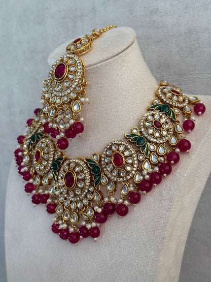 Ayura Designs Zara Set with Necklace, Earrings, Tikka & Passa – Antique Gold with Kundan Detailing & Rani Pink Beads