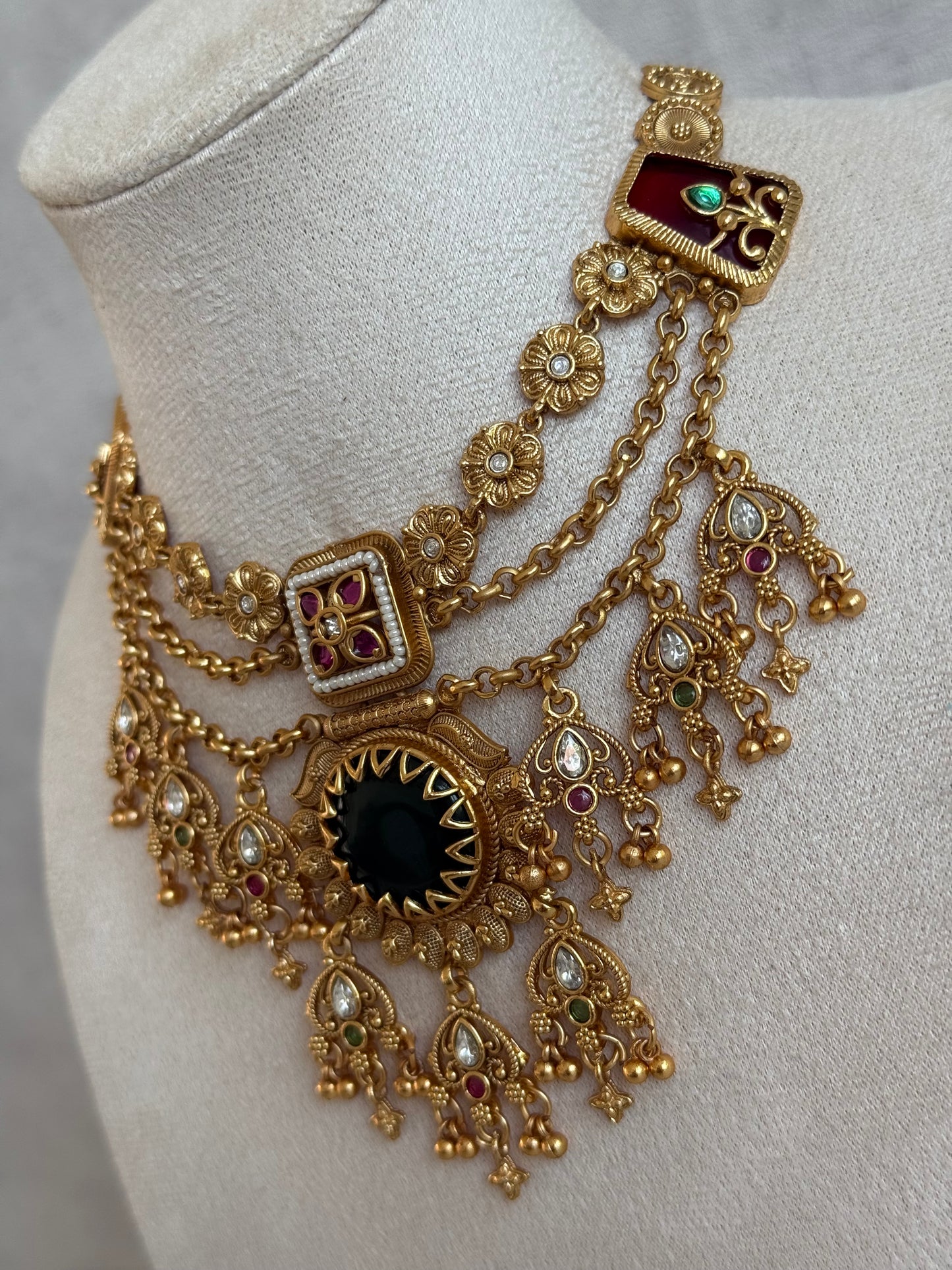 Ayura Designs Bolavi Necklace Set with Earrings – Green Stones, Kundan & Ghungroo Detailing