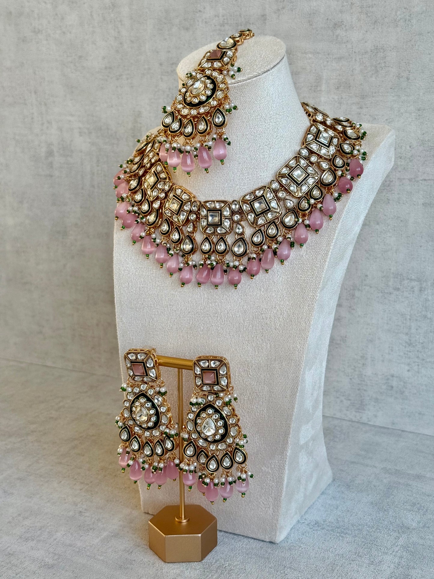 Ayura Designs Ishrat Set with Necklace, Earrings & Tikka – Kundan Detailing, Pearl Drops & Blush Pink Beads
