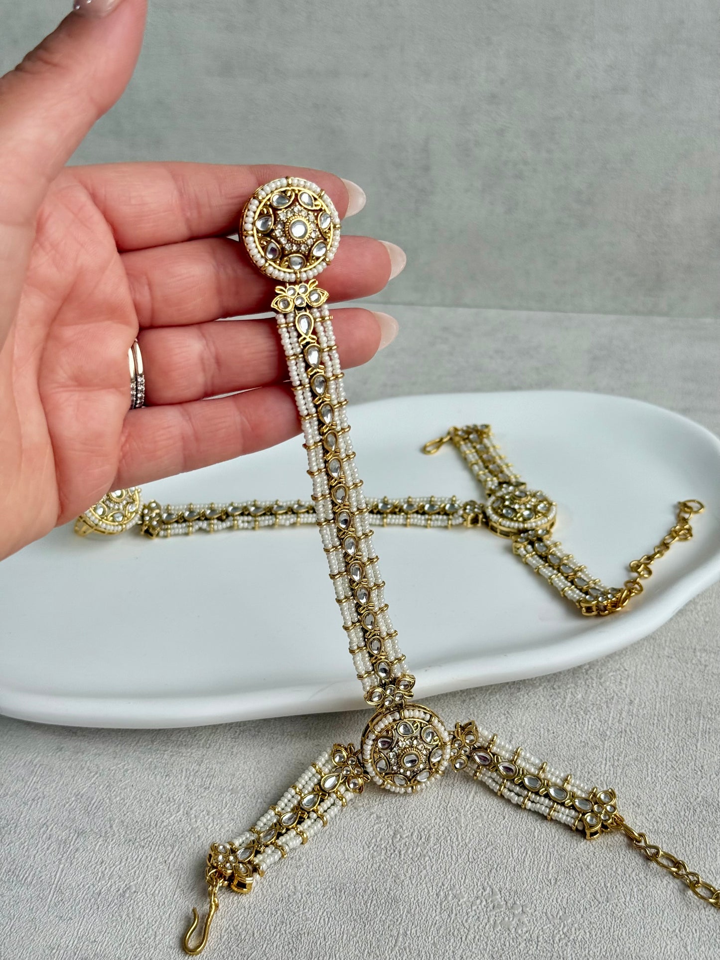 Ayura Designs Mirana Haathphool – Kundan Hand Harness with Pearl Detailing in Antique Gold Finish