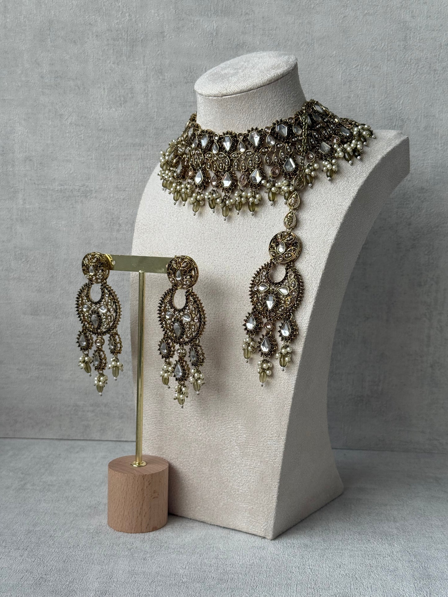 Ayura Designs Nimra Set with Earrings & Tikka – Mirror-Cut Polki, Olive Green Beads & Antique Gold Finish