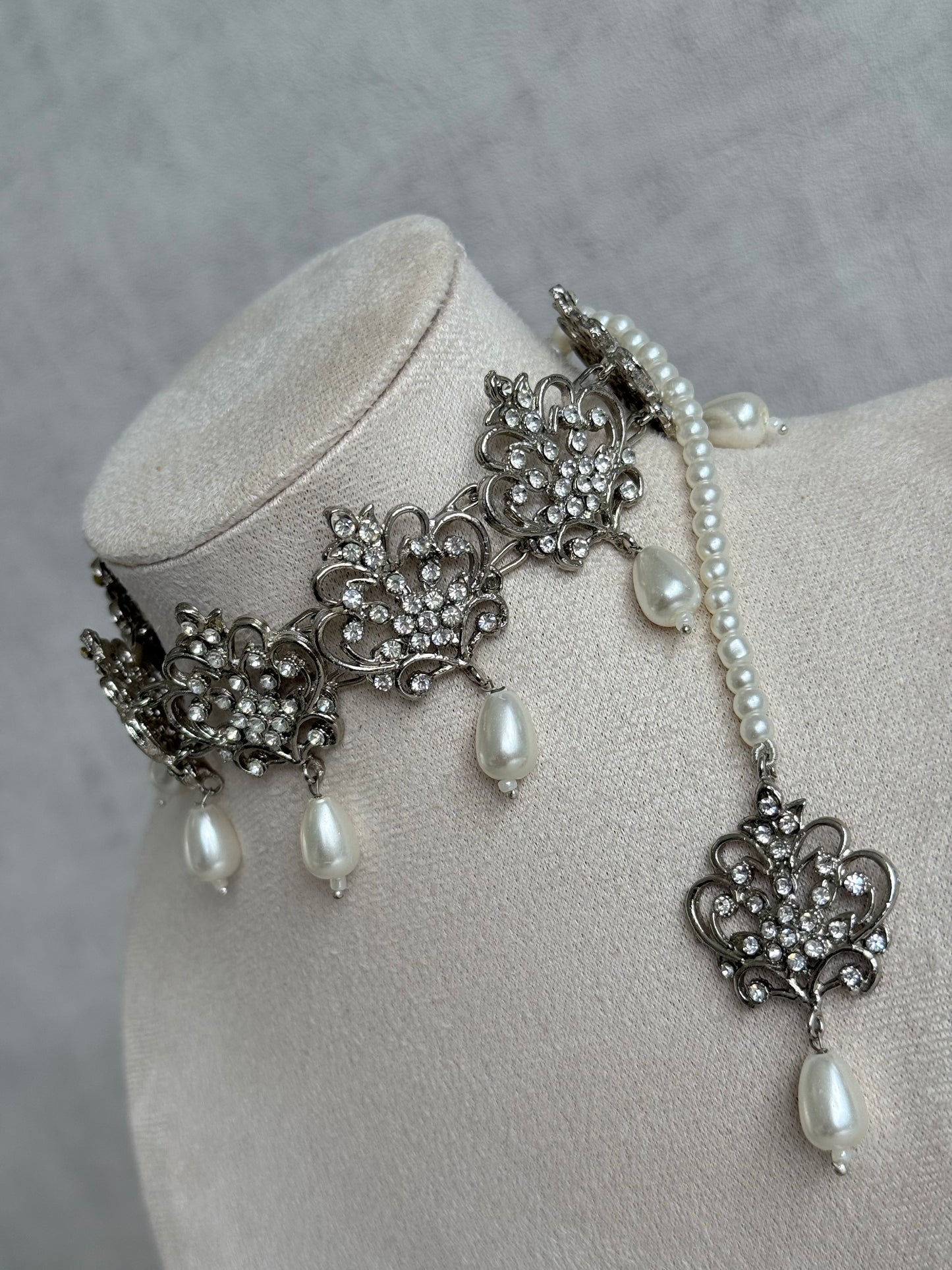 Ayura Designs Alina Choker Set with Earrings & Tikka – Silver Crystal Floral Choker with Pearl Drops