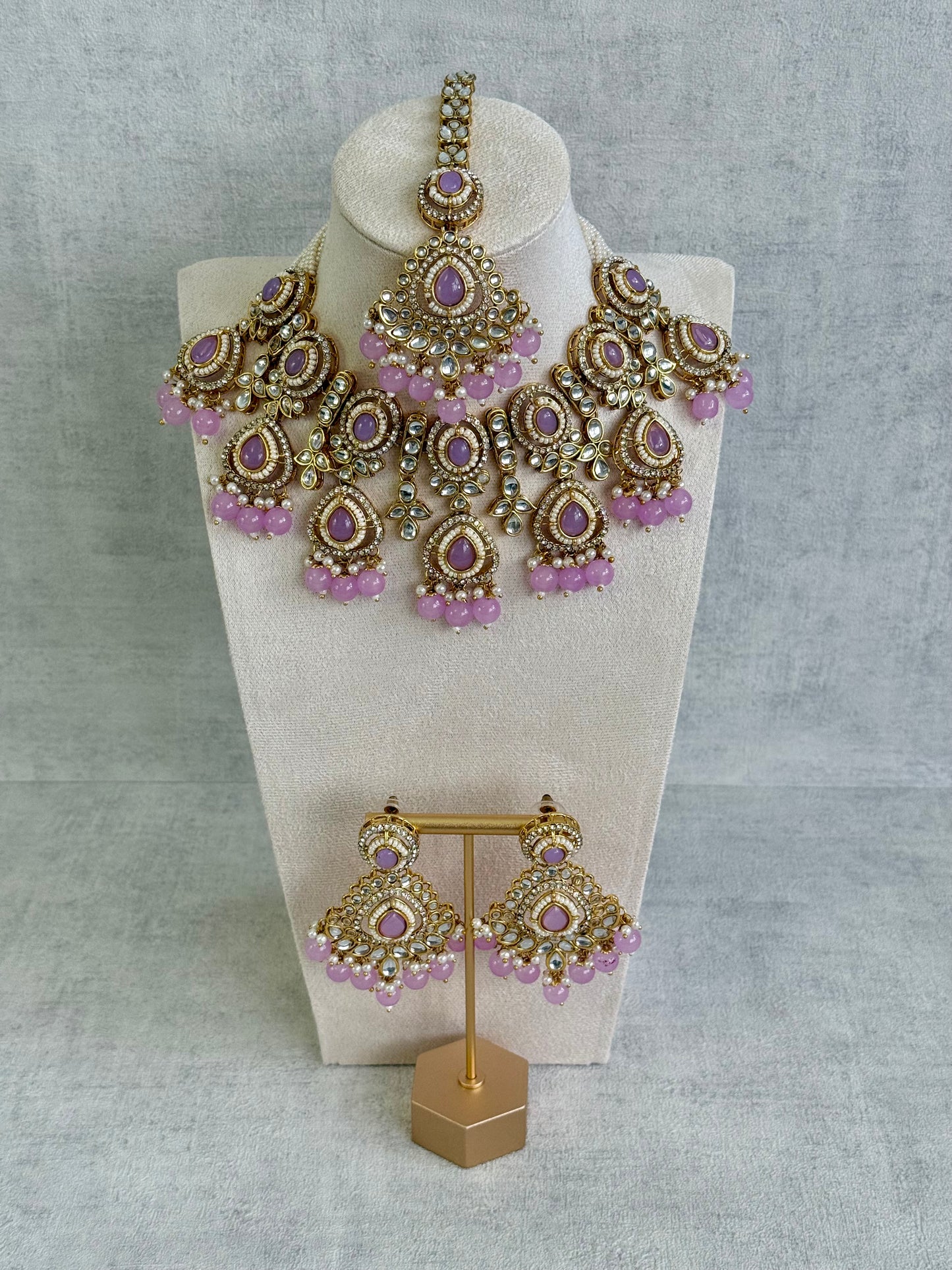 Ayura Designs Janvi Set with Necklace, Earrings & Tikka – Kundan Detailing, Lilac Beads & Ivory Pearl Drops