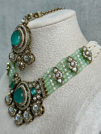 Ayura Designs Rahi Set – Mint & Pistachio Green Dual-Tone Stones with Mirror-Cut Detailing & Pearl Strands