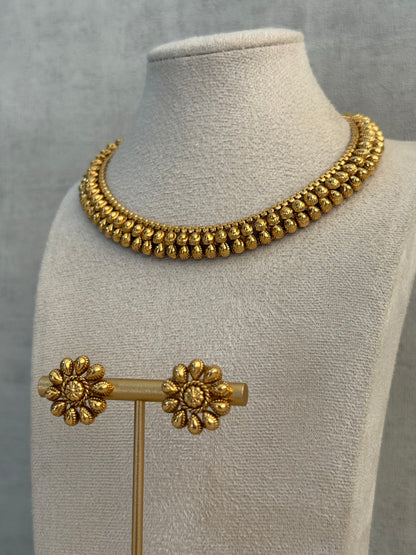 Ayura Designs Kanchan Set with Stud Earrings – Antique Gold Finish & Teardrop Detailing