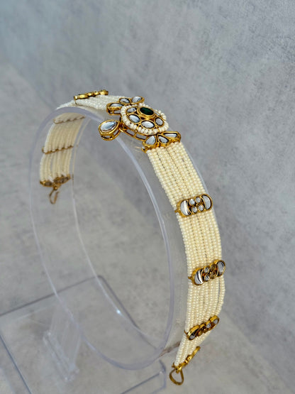 Ayura Designs Daisy Sheeshphool – Kundan & Pearl Headpiece with Emerald Floral Centre Motif