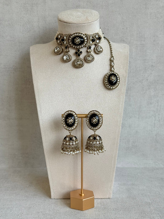 Ayura Designs Myra Choker Set with Earrings & Tikka – Black Kundan & Pearl Detailing