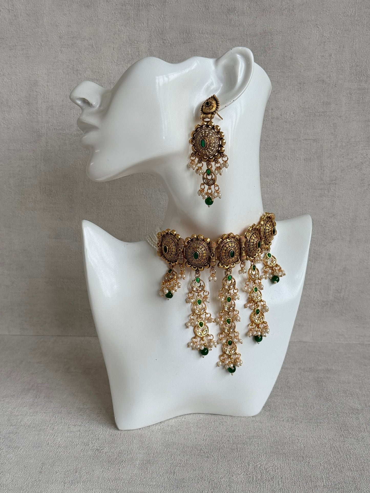 Ayura Designs Kabini Choker Set with Earrings – Gold Kundan Waterfall Choker with Emerald Green Beads & Pearls