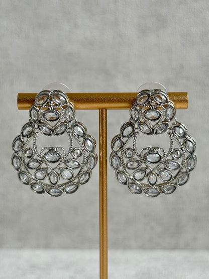 Ayura Designs Urwa Set – Necklace, Earrings & Tikka with Mirror-Cut Stones in Antique Silver Finish