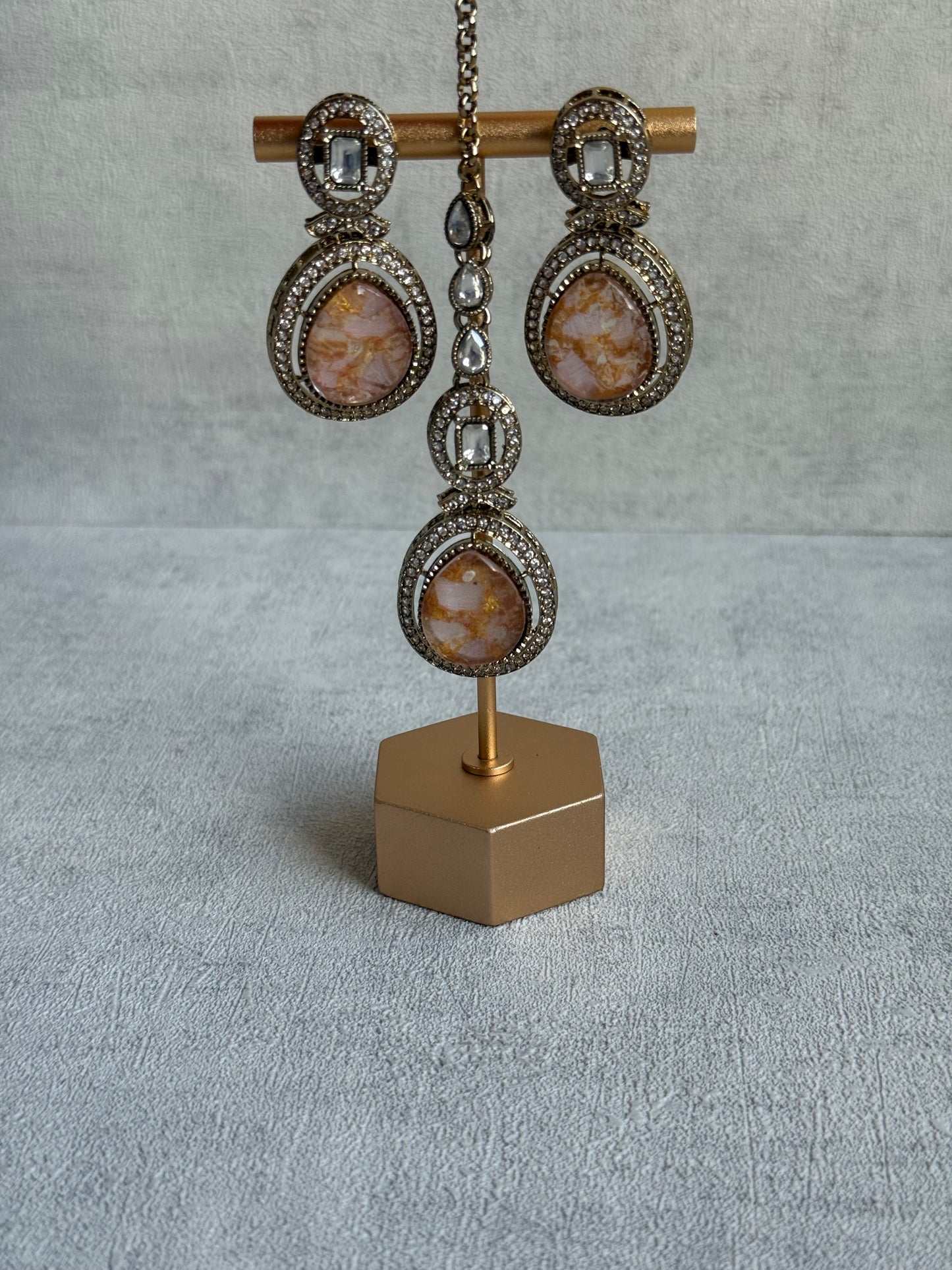 Ayura Designs Aurora Set with Earrings & Tikka – Peach & Ivory Stone with Mirror-Cut Accents in Antique Gold Finish