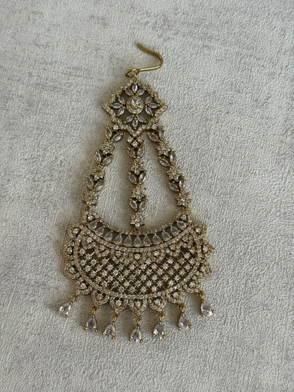 Ayura Designs Aya Jhoomar Passa – Mirror-Cut Stones with Antique Gold Detailing & Floral Motifs