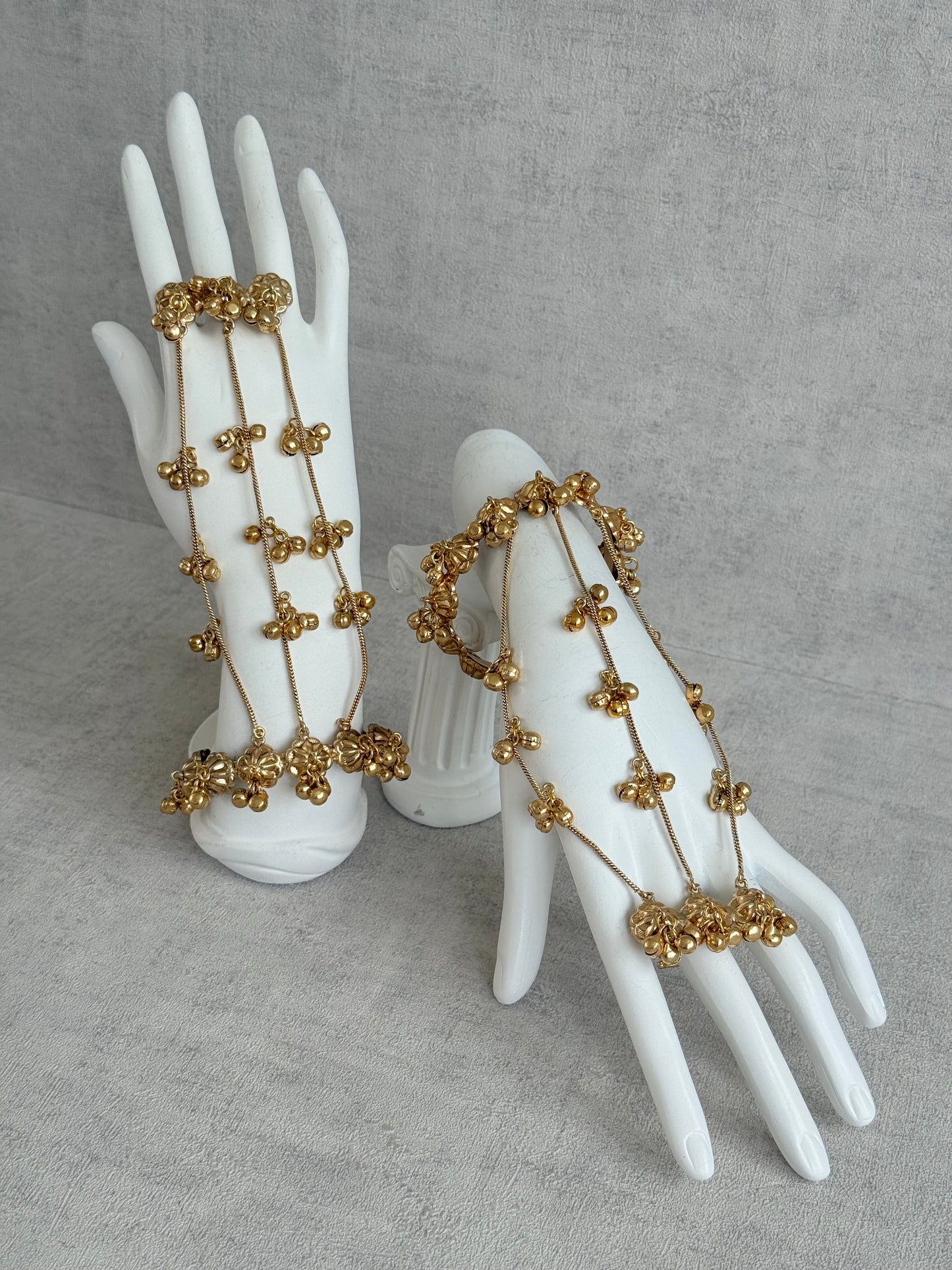 Ayura Designs Hejal Haathphool Set of 2 – Three Finger Style Hand Harness with Ghungroo Detailing & Gold Finish