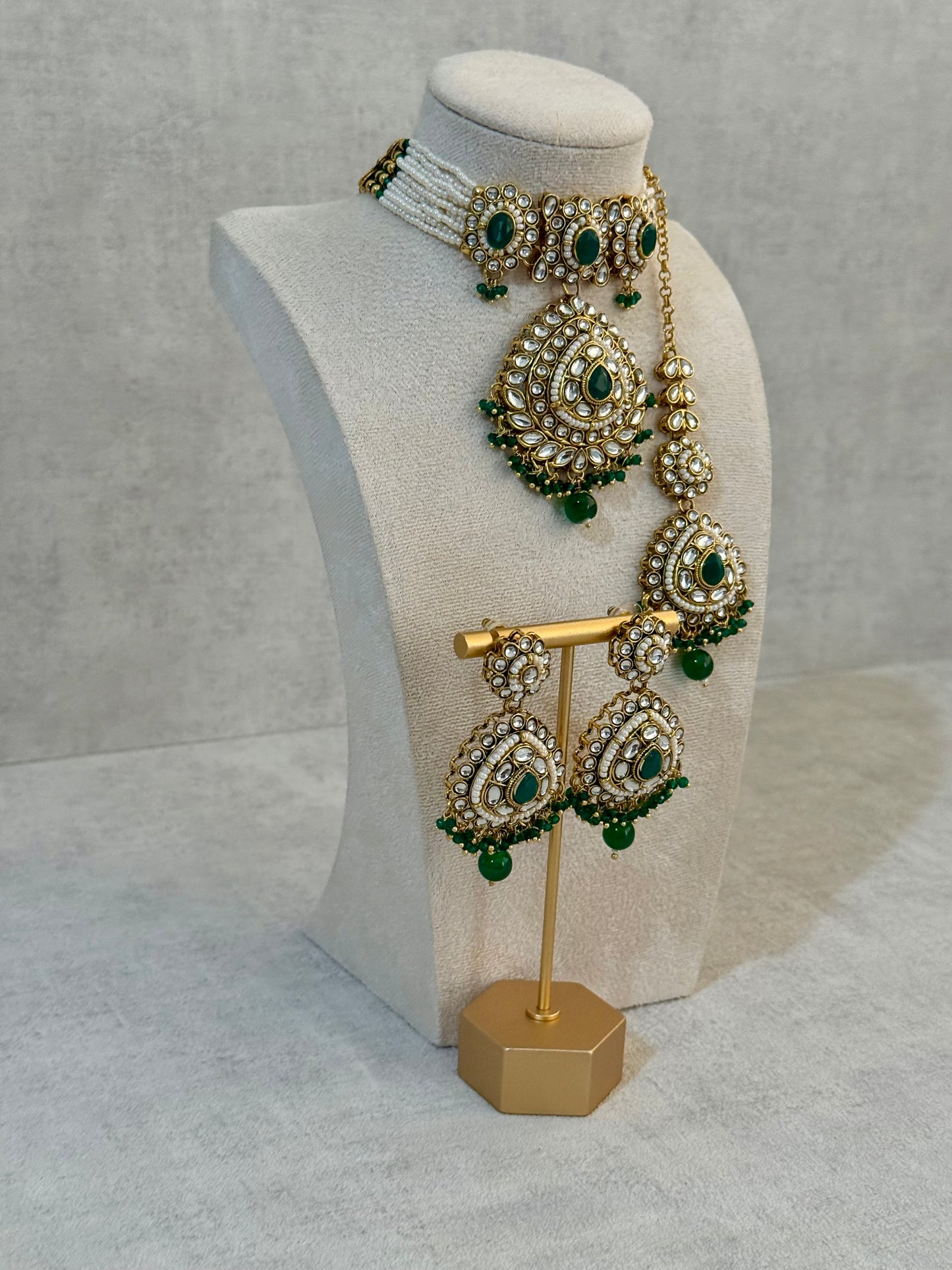 Ayura Designs Tehreem Set with Necklace, Earrings & Tikka – Mirror-Cut Stones, Emerald Green Beads & Antique Gold Finish