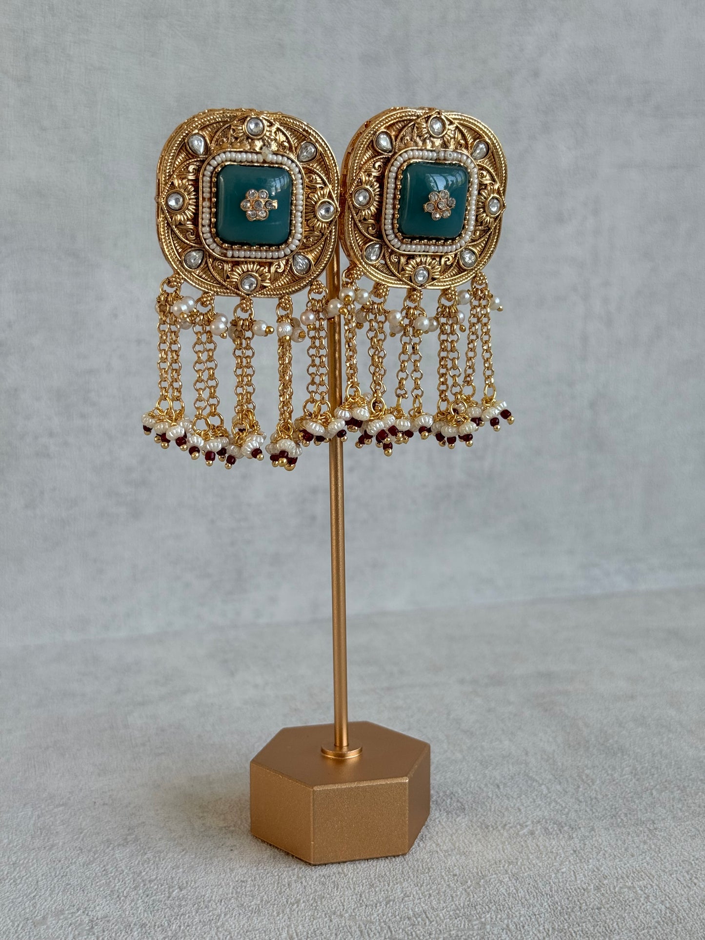 Ayura Designs Gunjal Earrings – Sage Green Chain Drop Studs with Kundan & Bead Detailing
