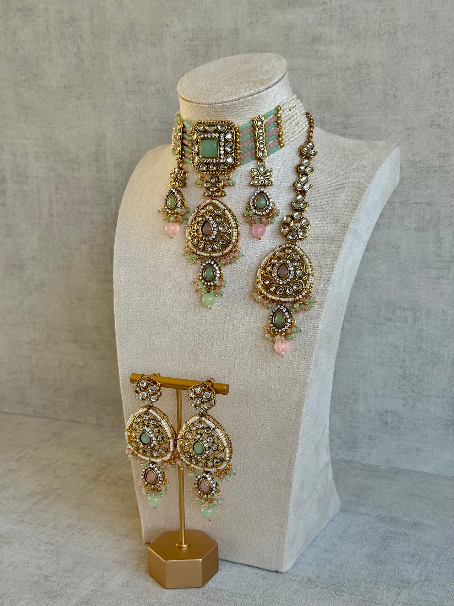 Ayura Designs Zarmeen Choker Set with Earrings & Tikka – Mirror-Cut Stones, Antique Gold Finish and Blush-Mint Beads