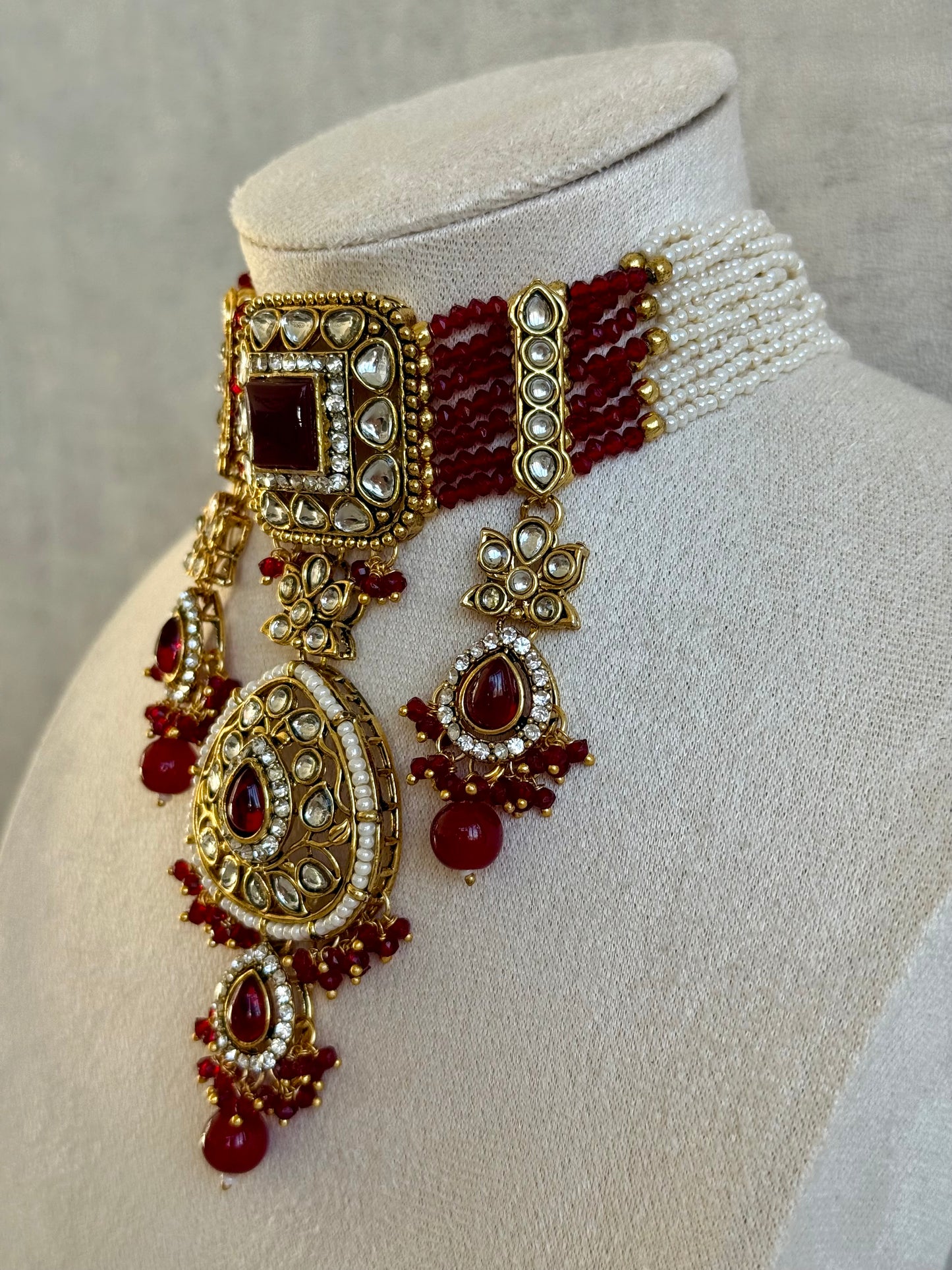 Ayura Designs Zarmeen Choker Set with Earrings & Tikka – Mirror-Cut Stones, Antique Gold Finish and Ruby Red Beads