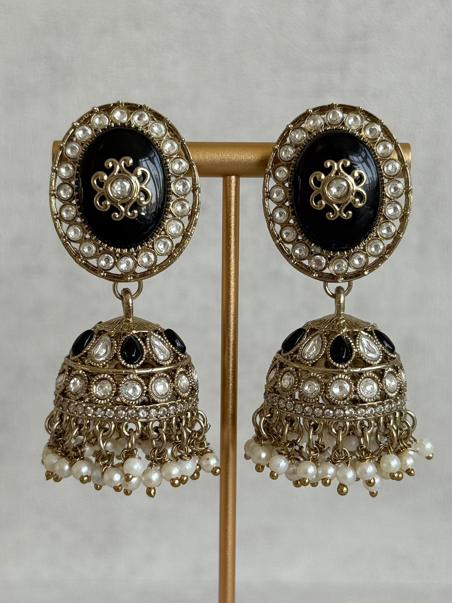 Ayura Designs Myra Choker Set with Earrings & Tikka – Black Kundan & Pearl Detailing