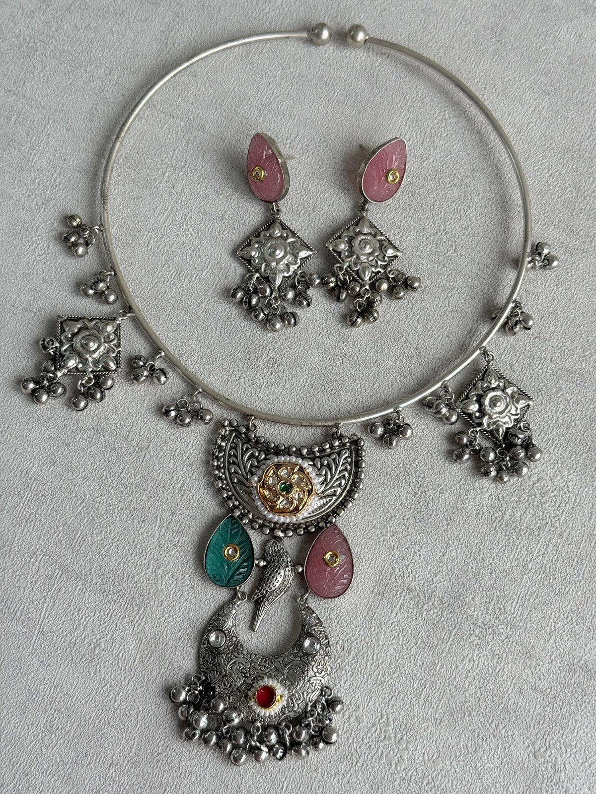 Ayura Designs Jiyana Collar Necklace Set – Blush Pink & Aqua Green Carved Teardrop Stones & Oxidised Silver Finish